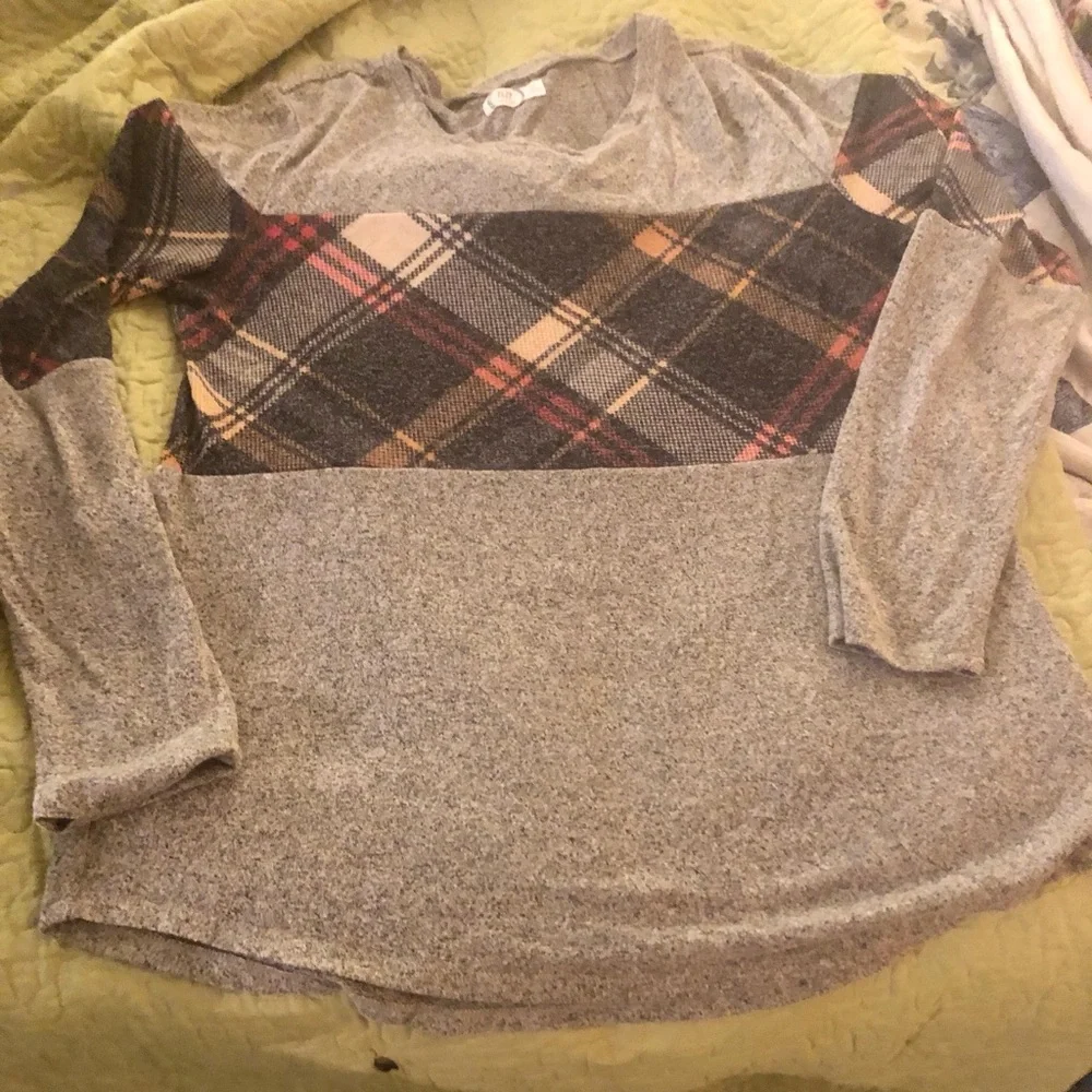 Size M - Picture 3 of 4